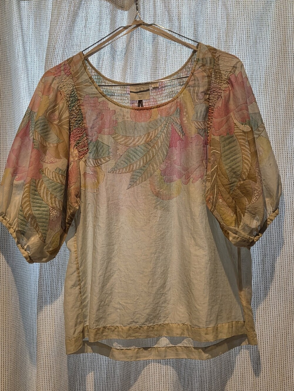 HD in Paris ANTHROPOLOFIE Cream Floral Puff-Sleeve Women’s Top SIZE 4